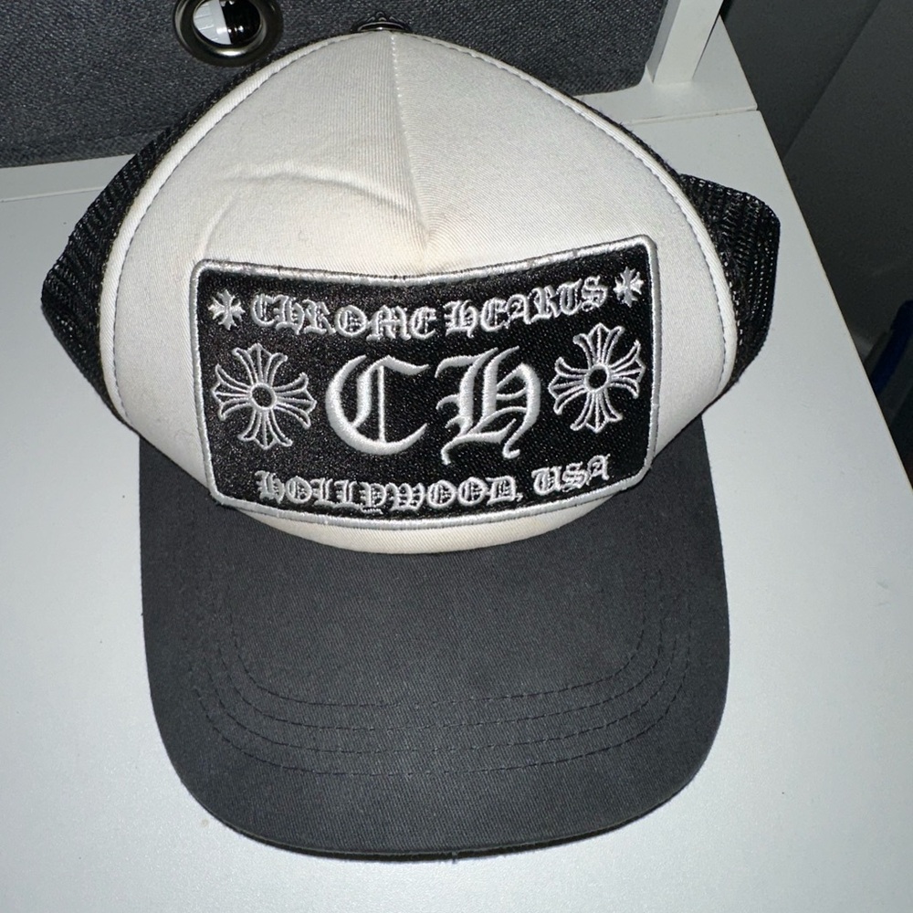 Chrome heart Trucker Hat